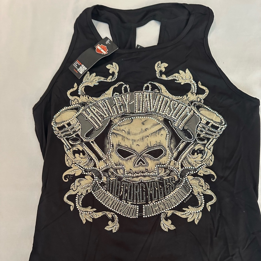 Women’s like new Harley tank top.